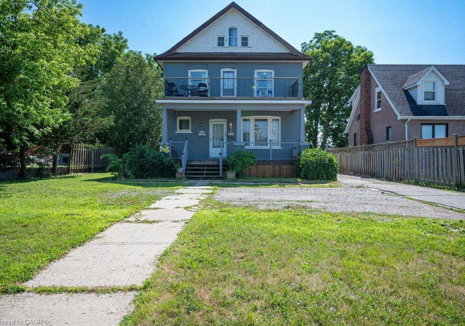 1798-king-street-e-cambridge-ontario-40850860