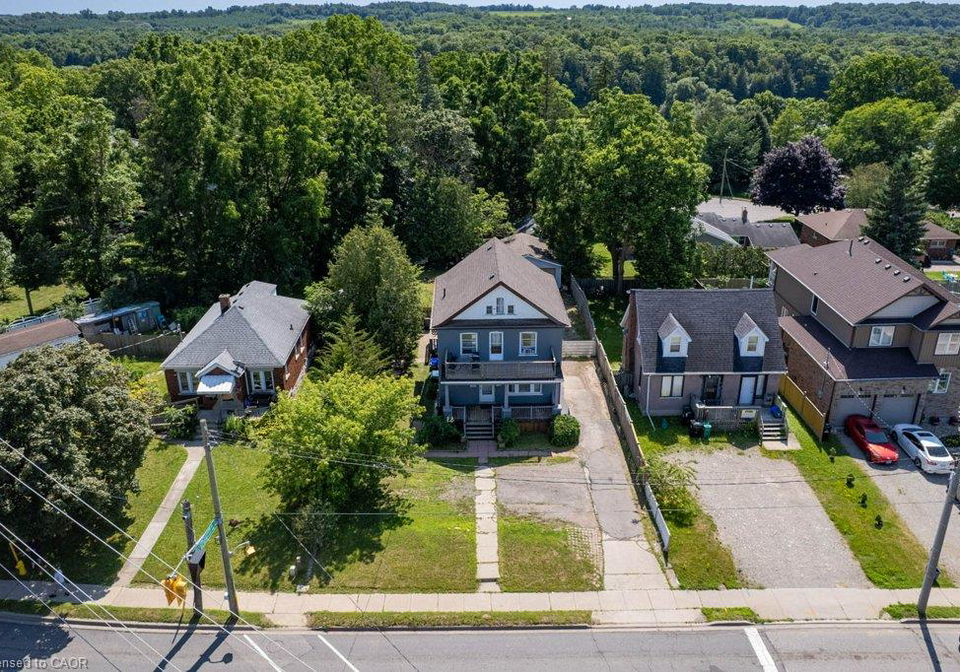 1798-king-street-e-cambridge-ontario-40850860