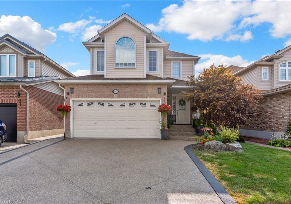 913-copper-leaf-crescent-kitchener-ontario-40850910