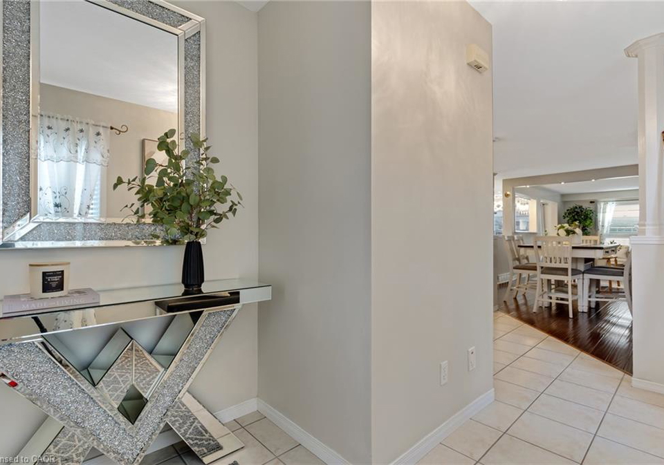913-copper-leaf-crescent-kitchener-ontario-40850910
