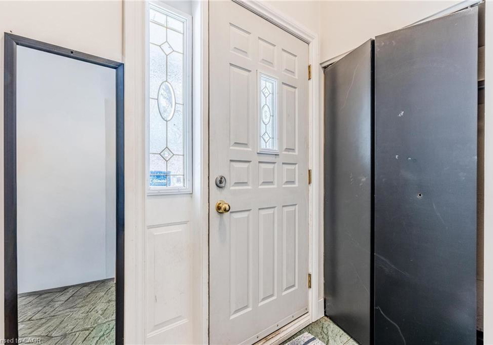 16-ronaldshay-avenue-hamilton-ontario-40850933