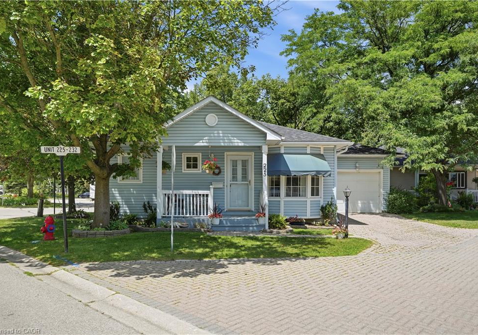 225-silverbirch-boulevard-mount-hope-ontario-40850979