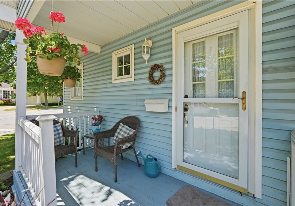 225-silverbirch-boulevard-mount-hope-ontario-40850979
