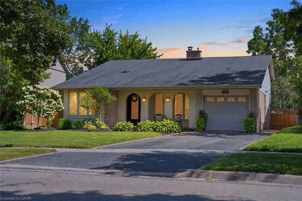 2086-cavendish-drive-burlington-ontario-40851053
