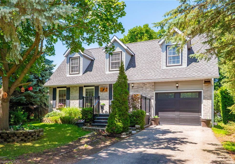 34-peachtree-crescent-cambridge-ontario-40851063