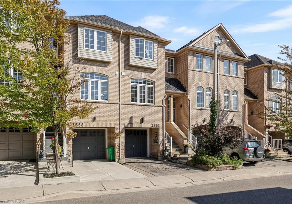 3370-redpath-circle-mississauga-ontario-40851065