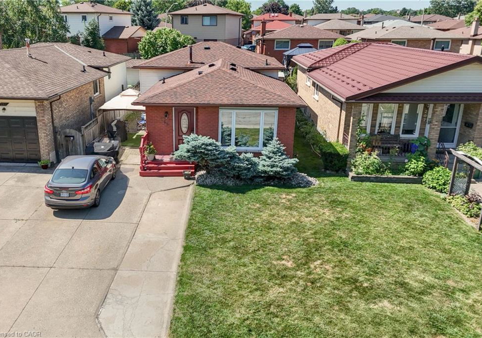 265-bonaventure-drive-hamilton-ontario-40851075