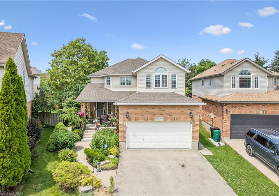 916-rush-meadow-court-kitchener-ontario-40851081