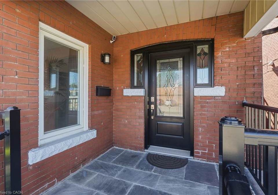 146-ottawa-street-s-hamilton-ontario-40851154