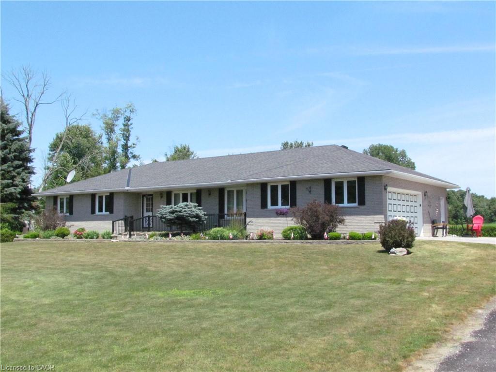 1325-lakeshore-road-clear-creek-ontario-40851157