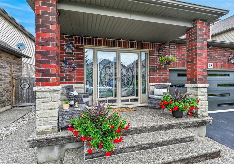 68-garinger-crescent-binbrook-ontario-40851162