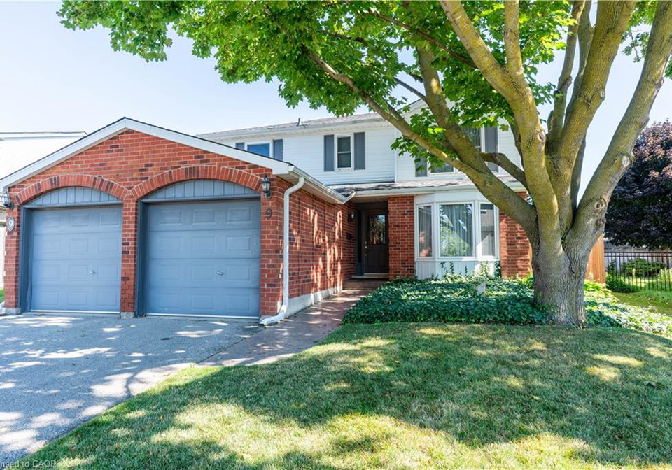 9-havenwood-court-kitchener-ontario-40851163