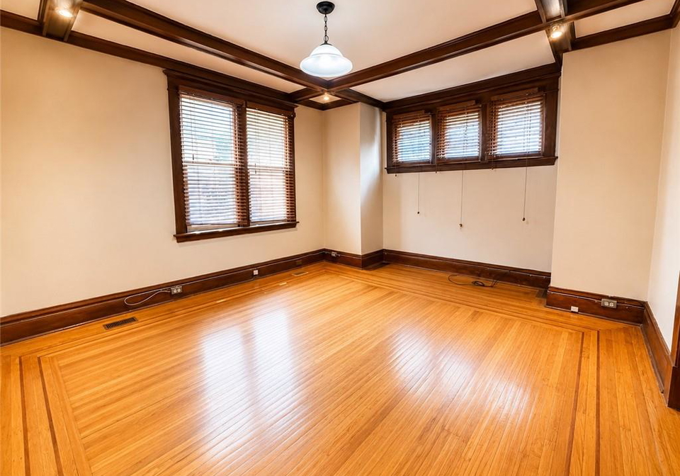 15-prospect-street-s-hamilton-ontario-40851188