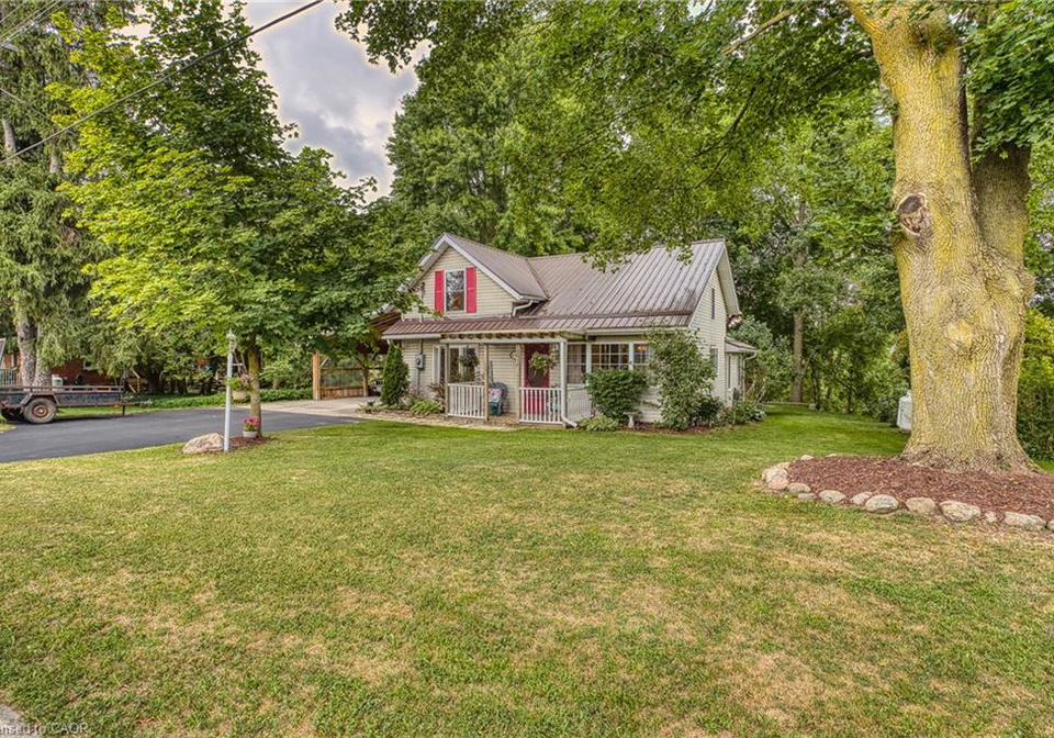 3017-louisa-street-fordwich-ontario-40851192