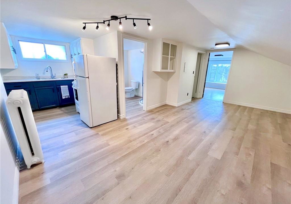 220-nelson-street-brantford-ontario-40851199