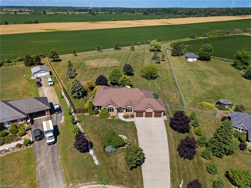 18-featherstone-avenue-selkirk-ontario-40851222