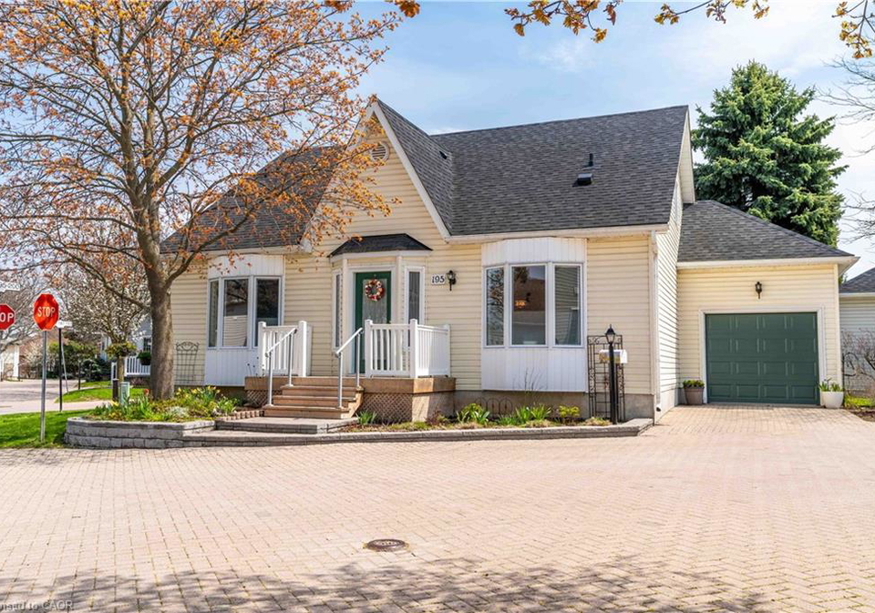 195-silverbirch-boulevard-glanbrook-ontario-40851248