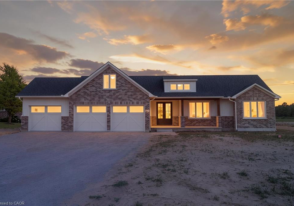2427-east-quarter-line-delhi-ontario-40851272