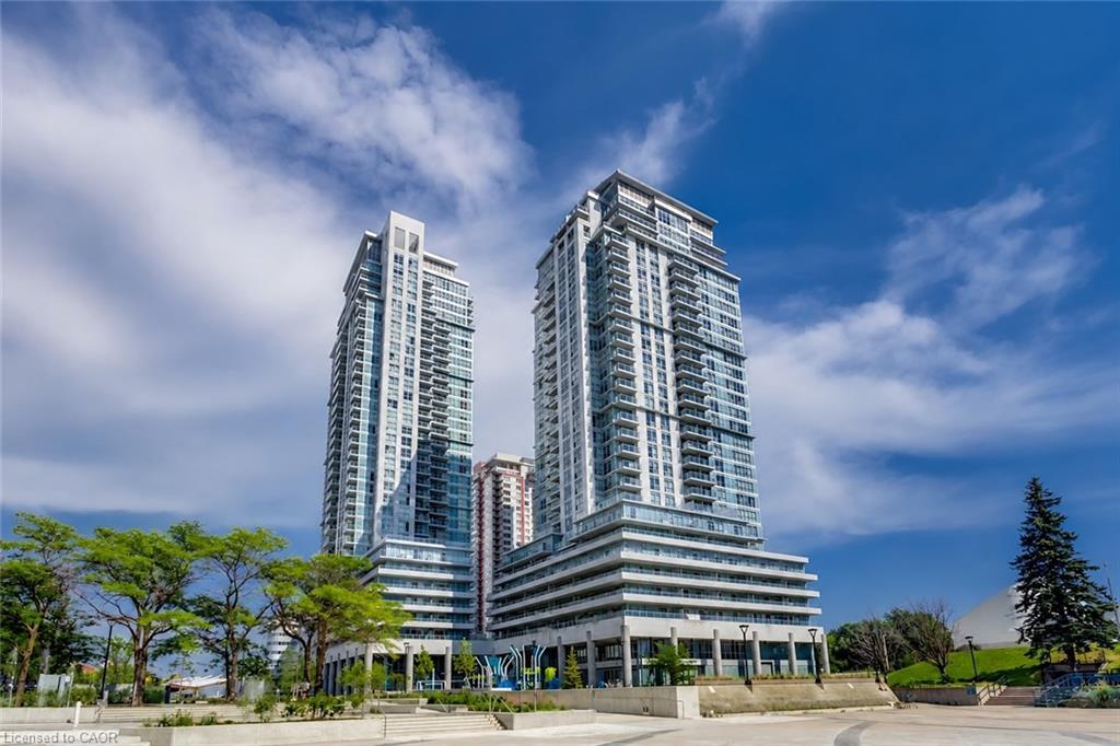 60-town-centre-toronto-ontario-40851275