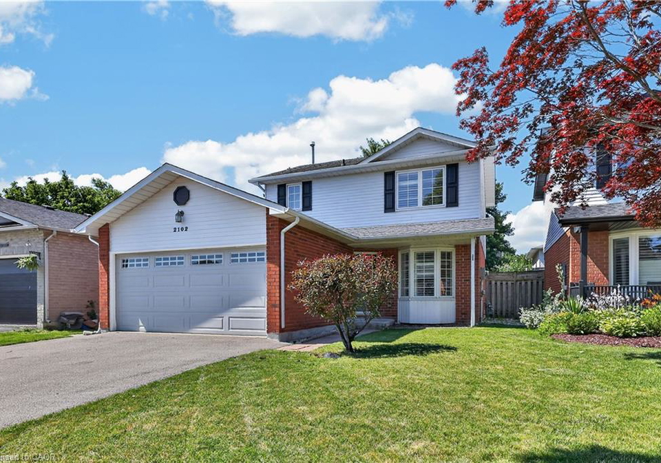 2102-salma-crescent-burlington-ontario-40851297