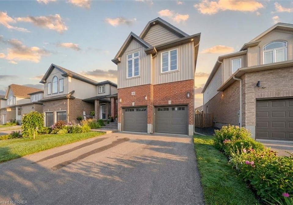 32-arlington-parkway-paris-ontario-40851327