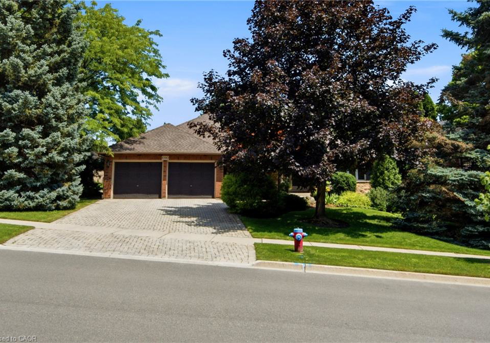 1090-crofton-way-burlington-ontario-40851344