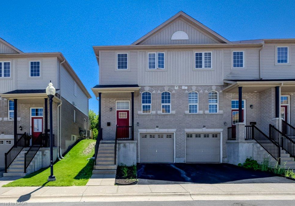 105-pinnacle-drive-kitchener-ontario-40851369