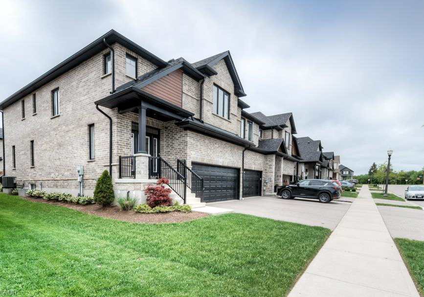 248-falconridge-drive-kitchener-ontario-40851375