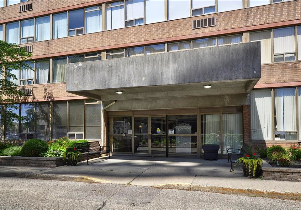 3227-king-street-e-kitchener-ontario-40851388