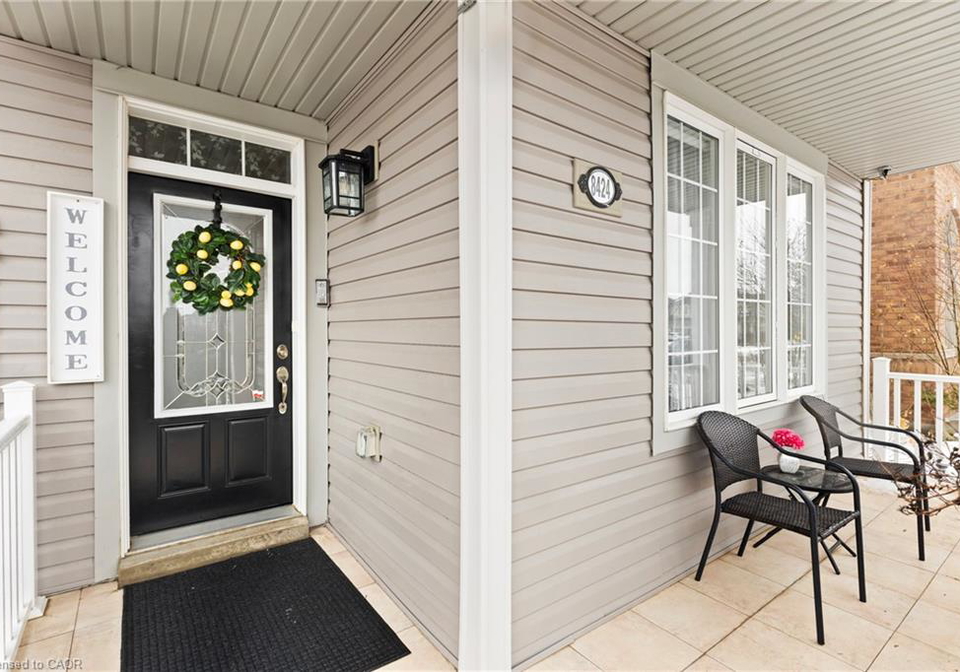 8424-mulberry-drive-niagara-falls-ontario-40851420