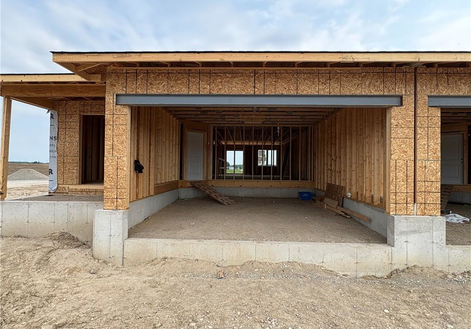 379-featherstone-street-e-listowel-ontario-40851429