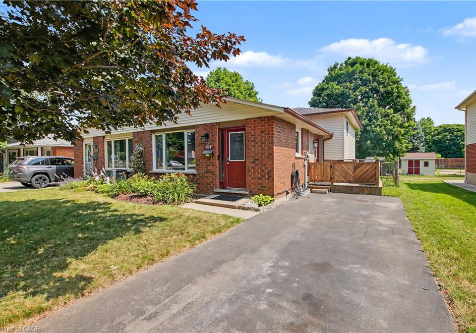 484-redfox-road-waterloo-ontario-40851433