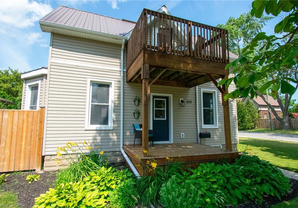 820-cedar-street-dunnville-ontario-40851440