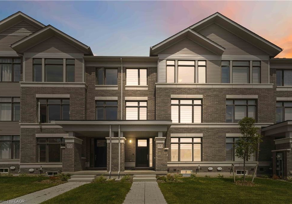 170-spitfire-drive-mount-hope-ontario-40851455
