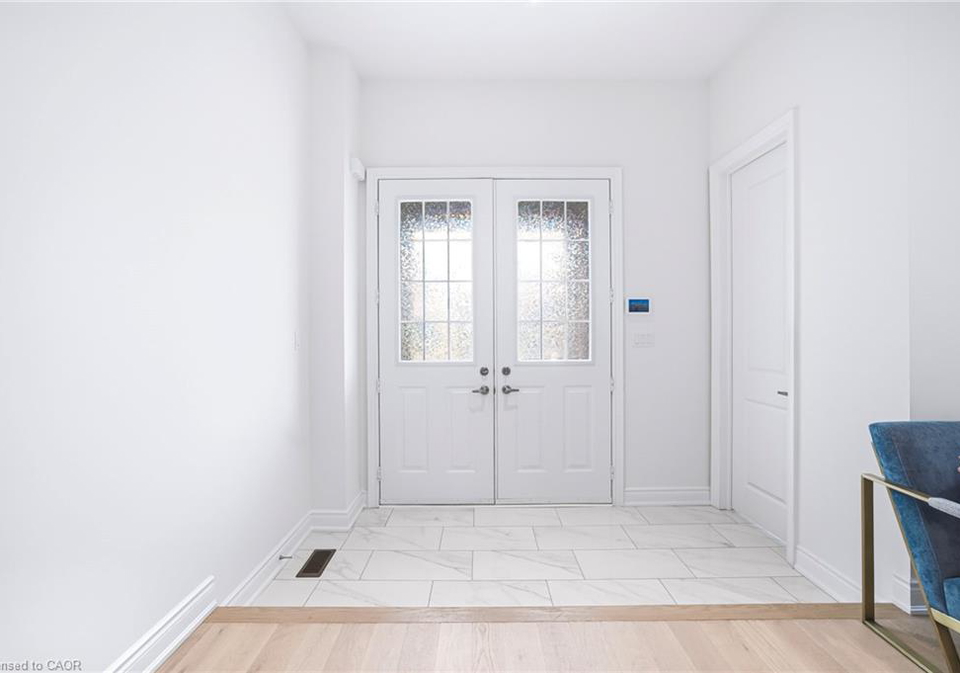 11-grierson-trail-waterdown-ontario-40851495
