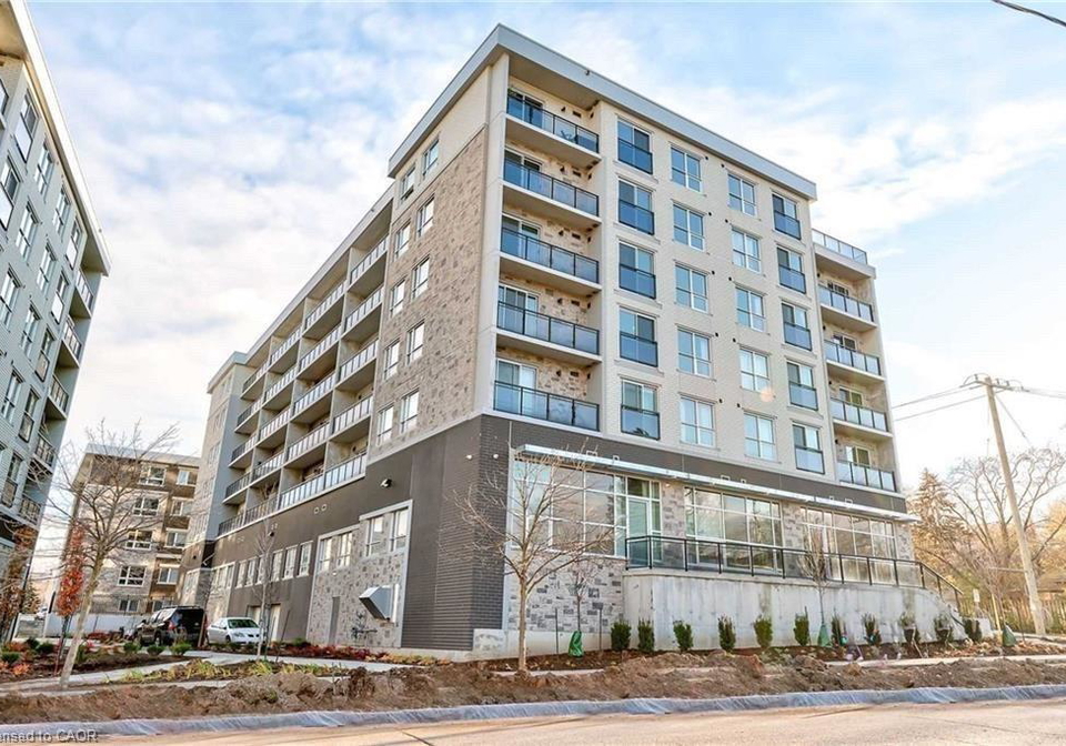 275-larch-street-waterloo-ontario-40851512