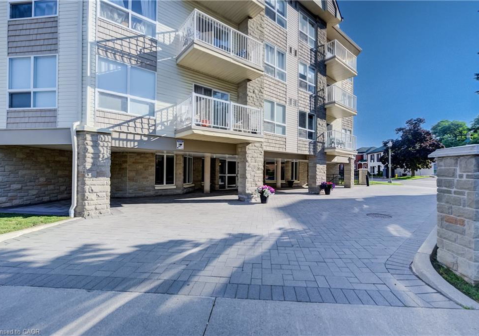 8-harris-street-cambridge-ontario-40851517