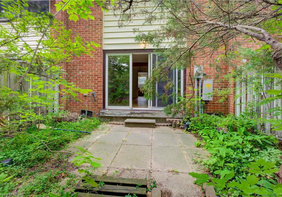 201-silvercreek-pathway-n-guelph-ontario-40851525