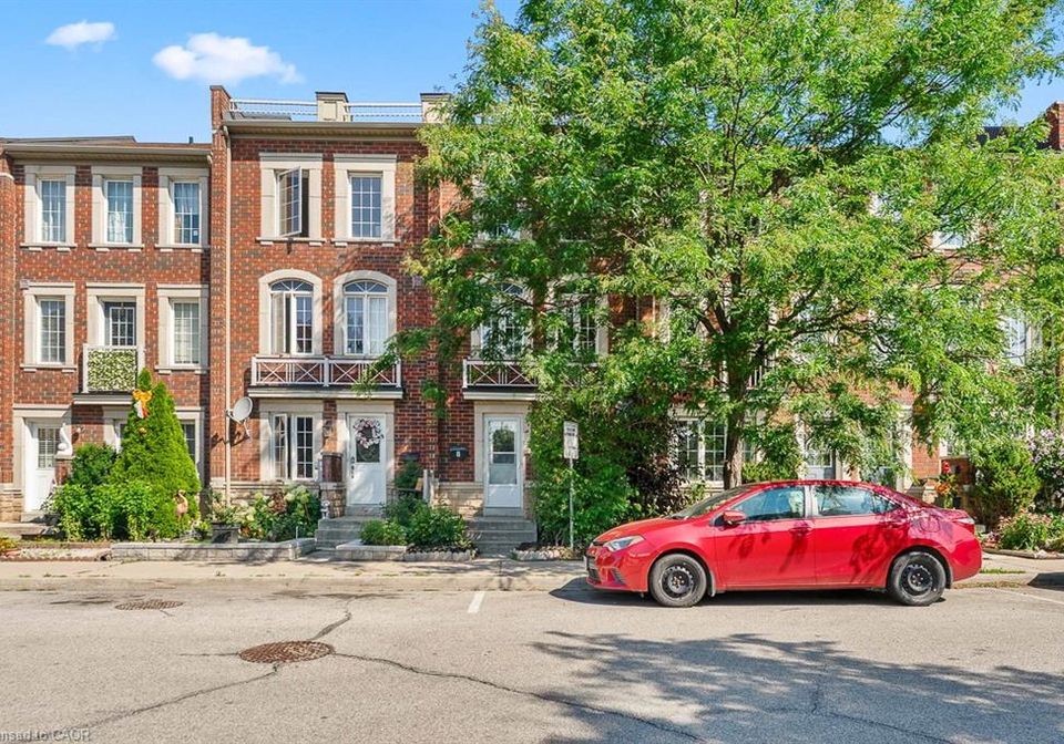 8-jim-baird-mews-toronto-ontario-40851583