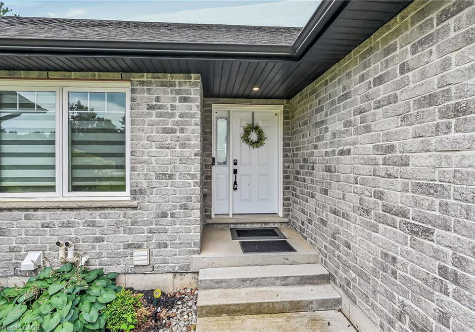 1874-windham-road-waterford-ontario-40851598