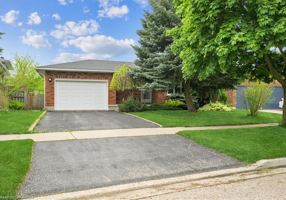 47-claycroft-crescent-kitchener-ontario-40851606