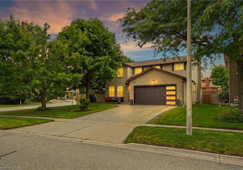 19-alona-avenue-cambridge-ontario-40851632