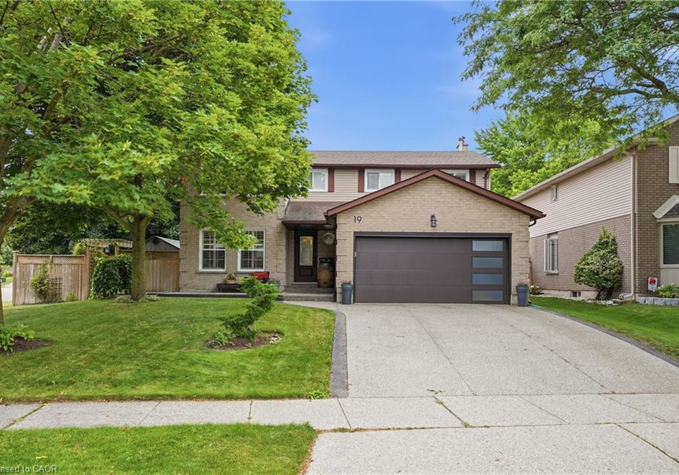 19-alona-avenue-cambridge-ontario-40851632