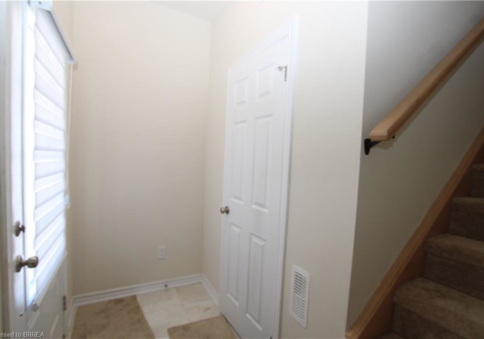 677-park-street-n-brantford-ontario-40851634