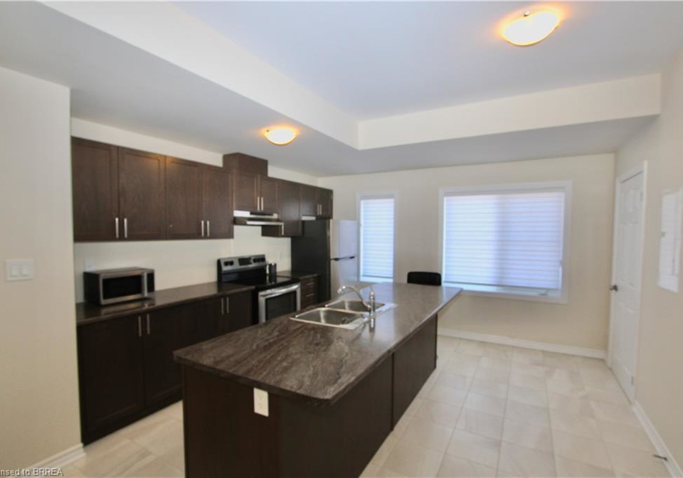 677-park-street-n-brantford-ontario-40851634