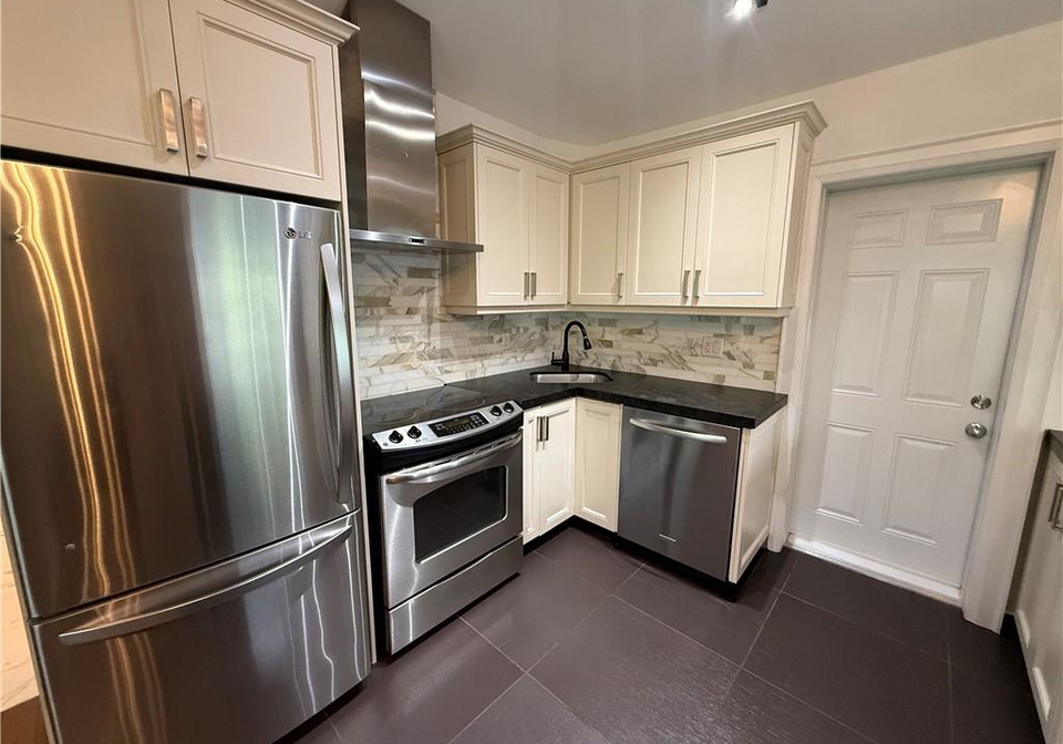 52-cameron-avenue-york-ontario-40851721