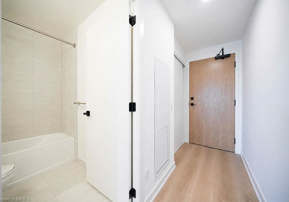 33-erie-avenue-brantford-ontario-40851722