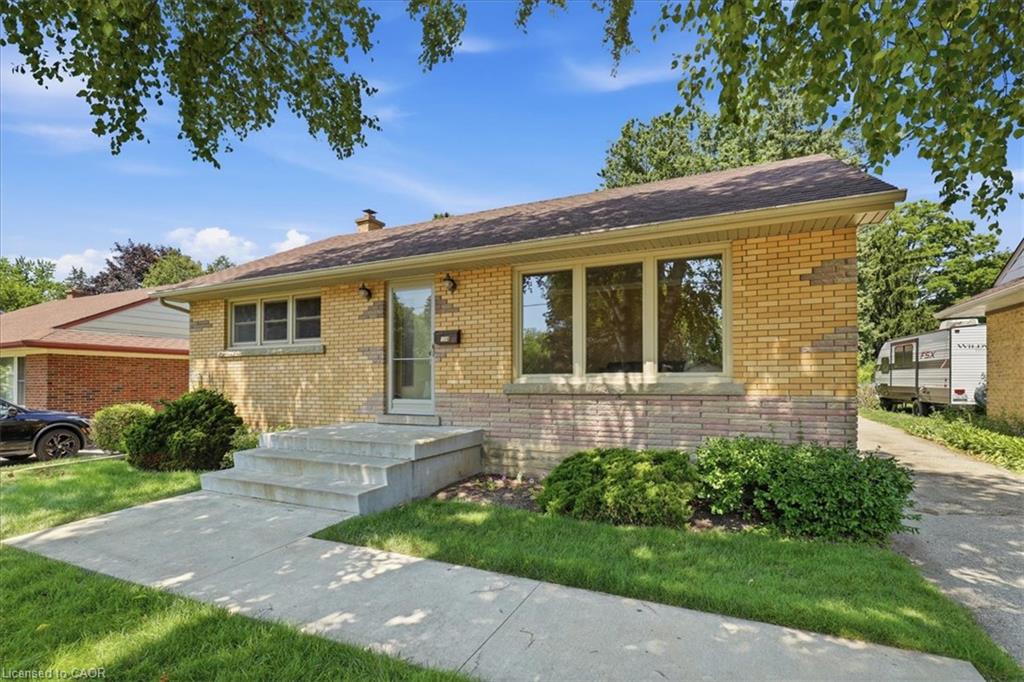 184-murdock-avenue-waterloo-ontario-40851787