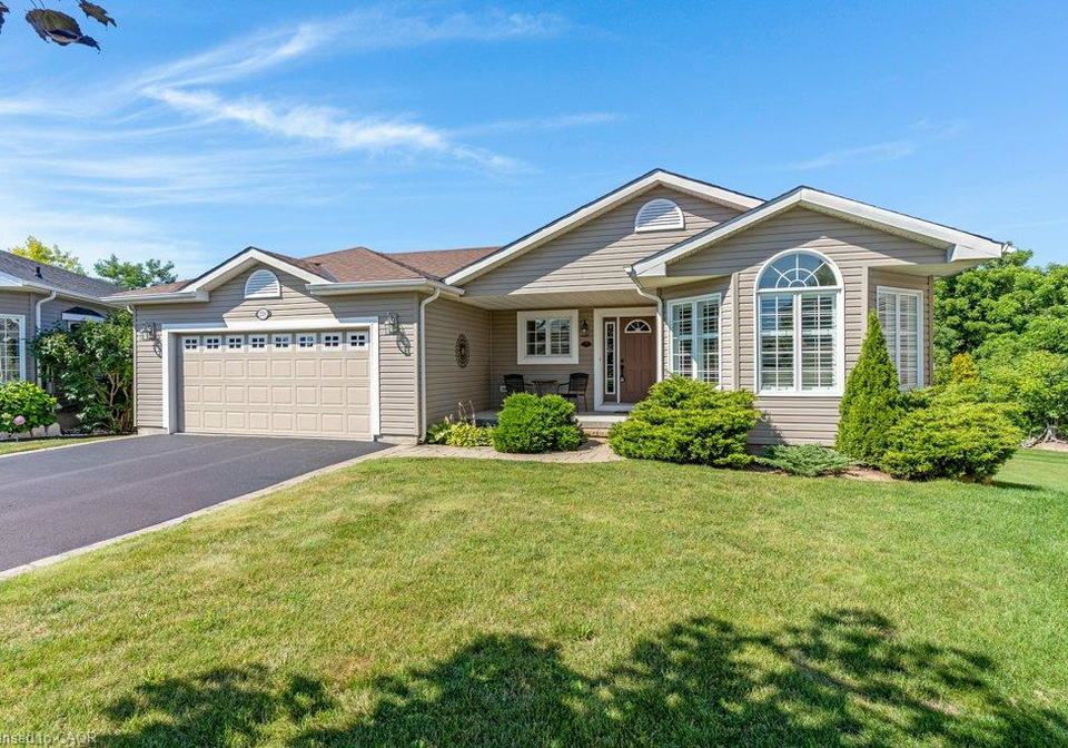 228-glenariff-drive-freelton-ontario-40851791