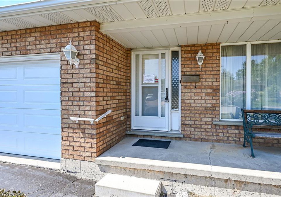 19-country-club-road-cayuga-ontario-40851792